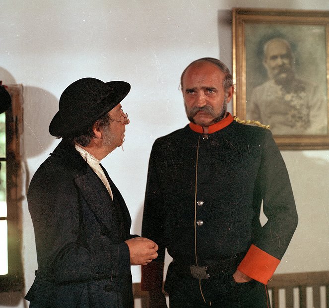 Nikola Šuhaj loupežník - Film - Viktor Maurer, Josef Somr