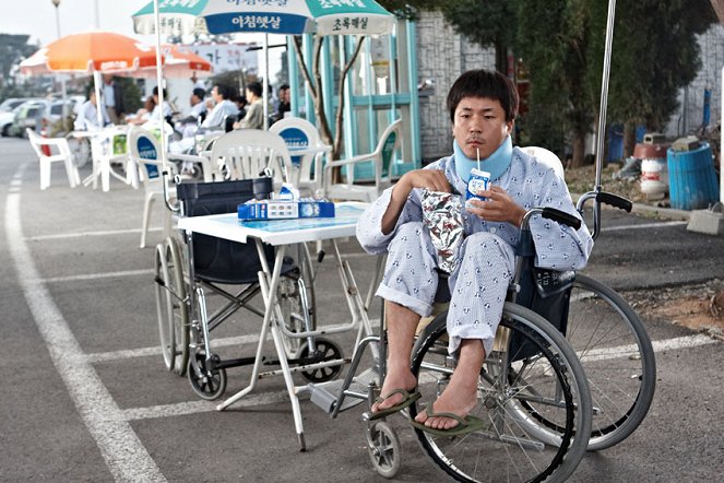 Runaway from Home - Photos - Ik-joon Yang