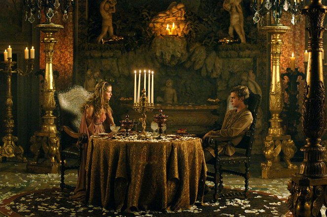 Andělé a panny - Z filmu - Mischa Barton, Hayden Christensen
