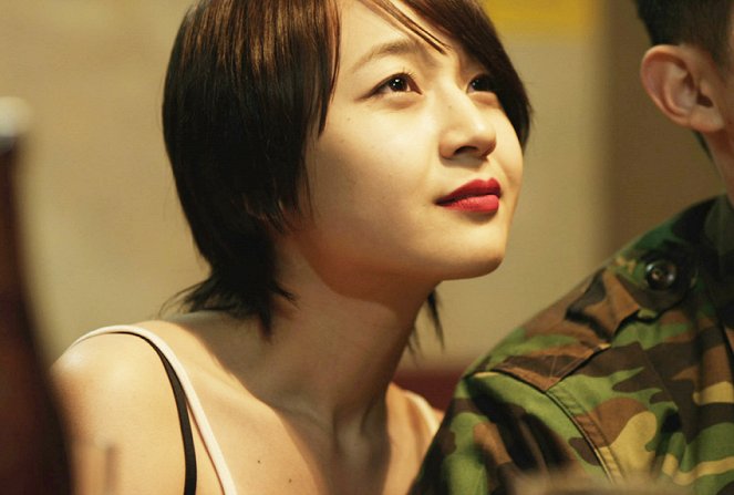 1999, Myeonhee - Do filme - Kkobbi Kim