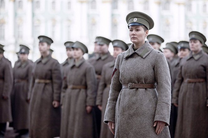 Le Bataillon - Film - Mariya Kozhevnikova