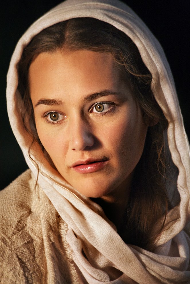 Mary of Nazareth - Photos - Alissa Jung