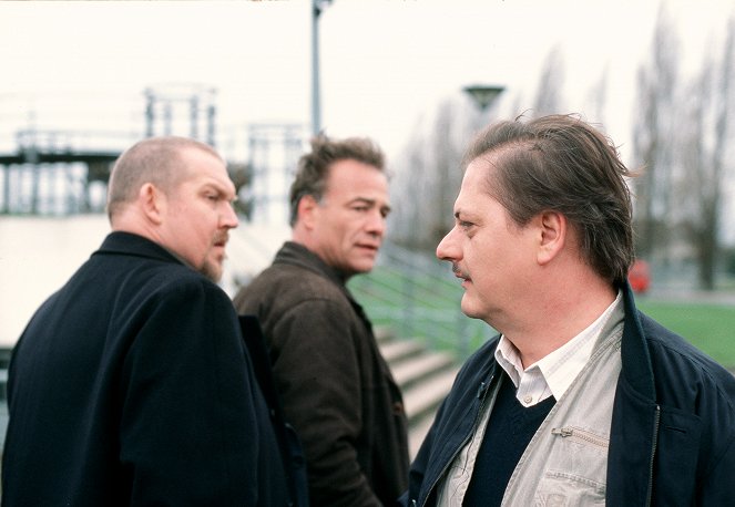 Miesto činu - Minenspiel - Z filmu - Dietmar Bär, Klaus J. Behrendt, Jürgen Tarrach