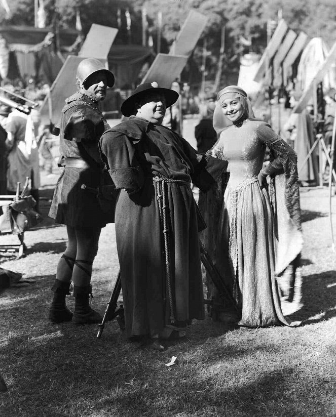 Dobrodružstvá Robina Hooda - Z nakrúcania - Eugene Pallette, Olivia de Havilland