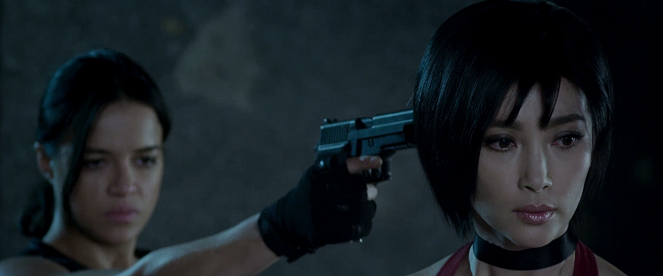 Resident Evil - Retribution - Kuvat elokuvasta - Michelle Rodriguez, Bingbing Li