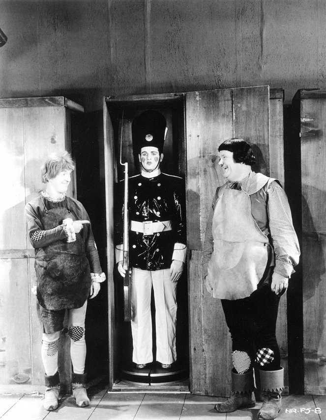 Stan és Pan - A Mosoly Országában - Filmfotók - Stan Laurel, Oliver Hardy