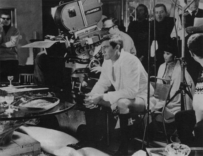On Her Majesty's Secret Service - Making of - George Lazenby, Mona Chong