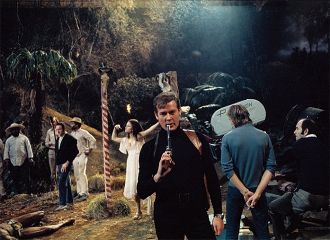 Live and Let Die - Making of - Jane Seymour, Roger Moore
