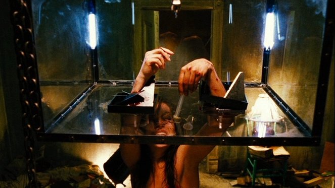 Saw II - Photos