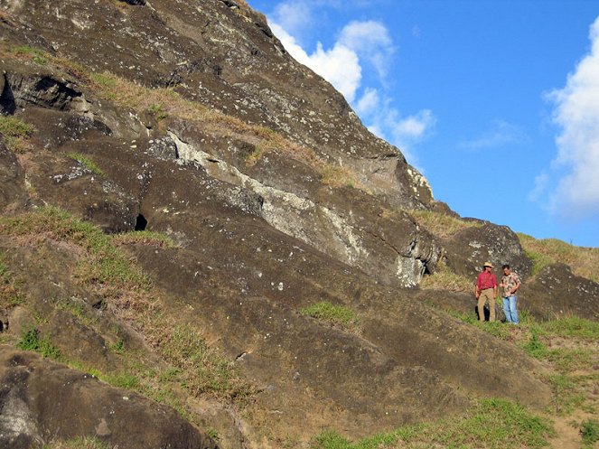 Digging for the Truth - Giants of Easter Island - Kuvat elokuvasta