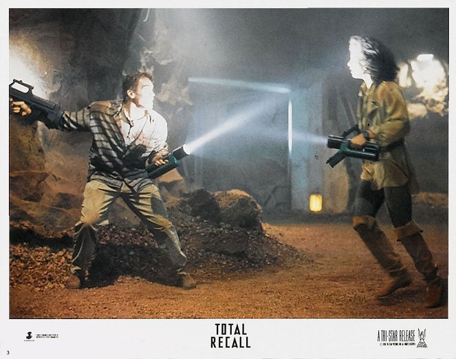 Total Recall - Fotosky - Arnold Schwarzenegger, Rachel Ticotin