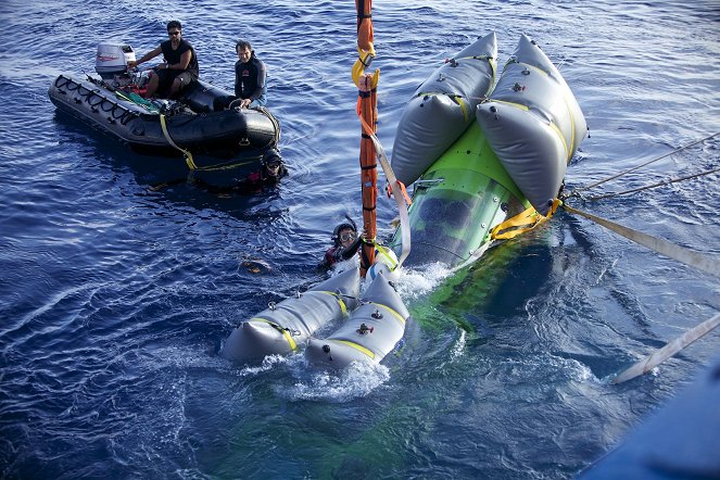 James Cameron's Deepsea Challenge 3D - Photos