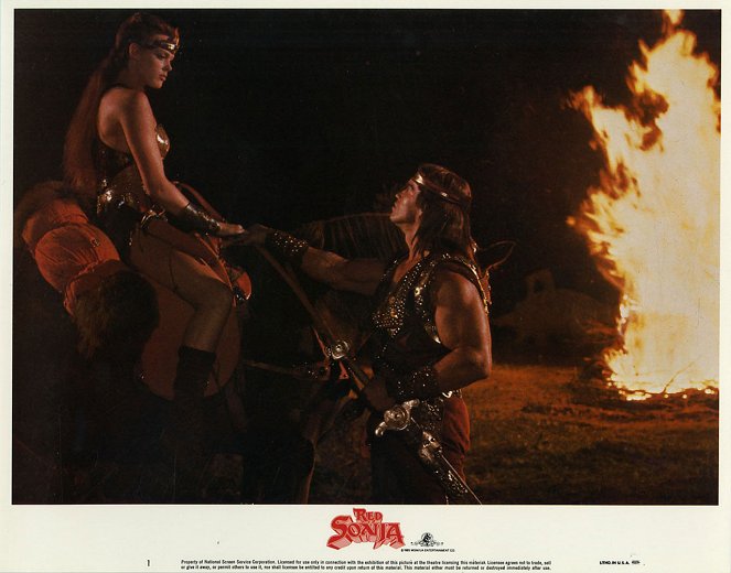 El guerrero rojo - Fotocromos - Brigitte Nielsen, Arnold Schwarzenegger