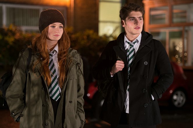 Another Me - Photos - Sophie Turner, Gregg Sulkin