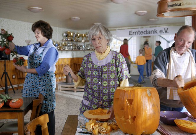 Tatort - Erntedank e.V. - Filmfotos - Monika Barth, Renate Becker, Arnfried Lerche