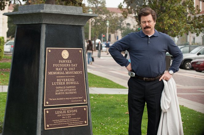 Parks and Recreation - Moving Up: Part 1 - Van film - Nick Offerman