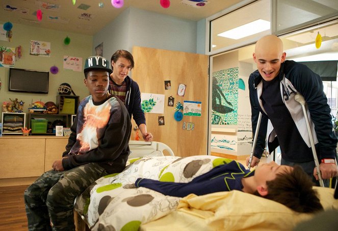 Red Band Society - Pilot - Z filmu