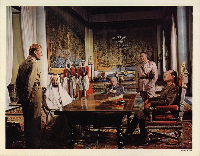 Lawrence von Arabien - Filmfotos - Peter O'Toole, Alec Guinness, Claude Rains, Anthony Quayle, Jack Hawkins