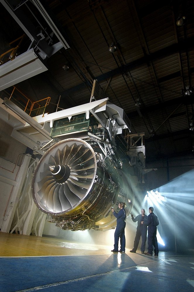Voyages Of Construction: A Jumbo Jet Engine - Photos