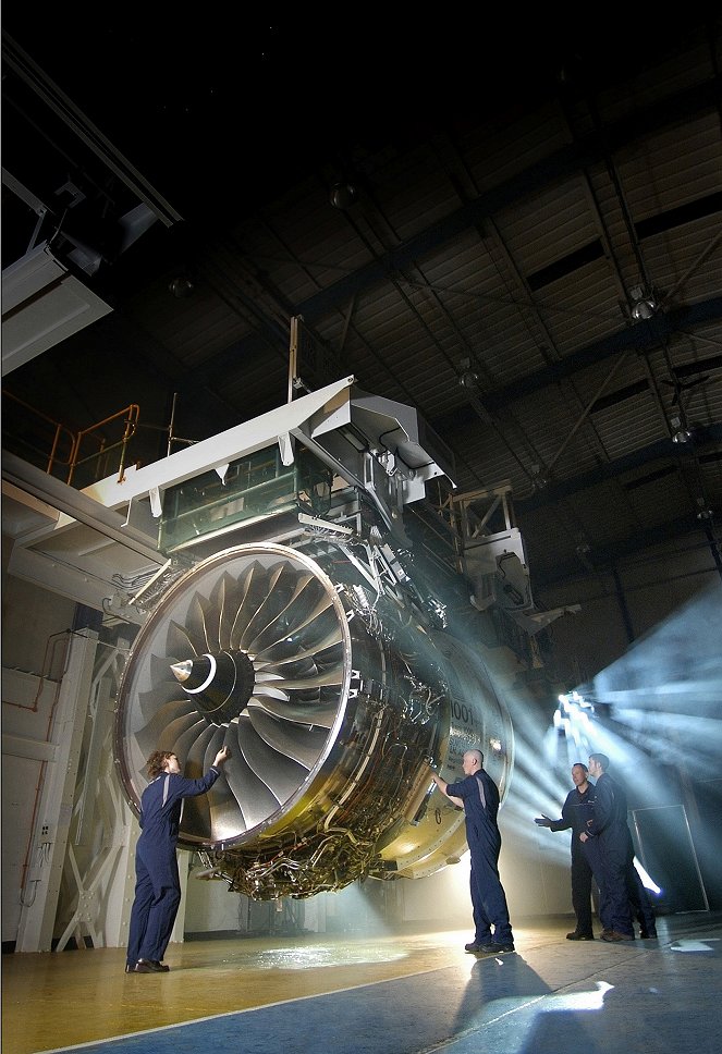 Voyages Of Construction: A Jumbo Jet Engine - Photos