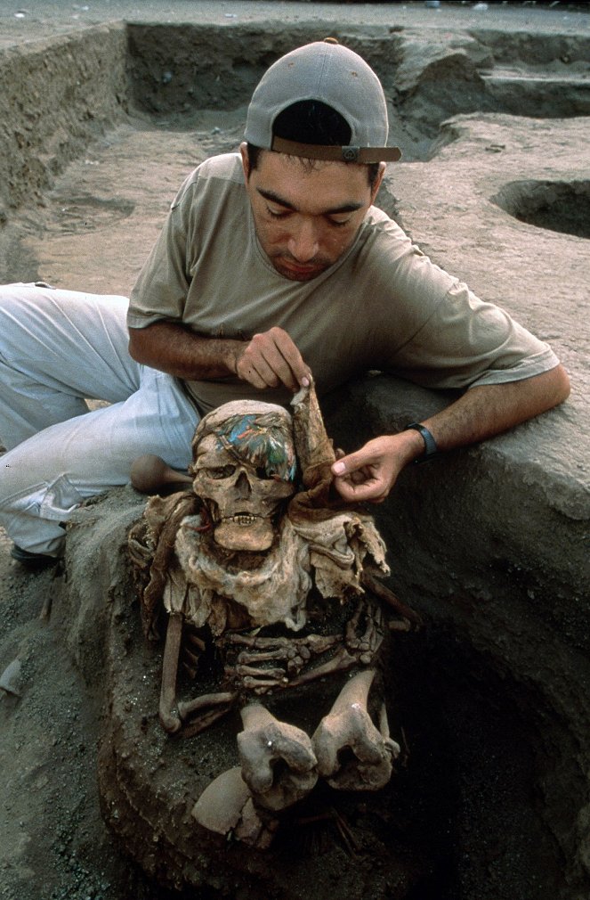 Inca Mummies: Secrets of a Lost World - Van film