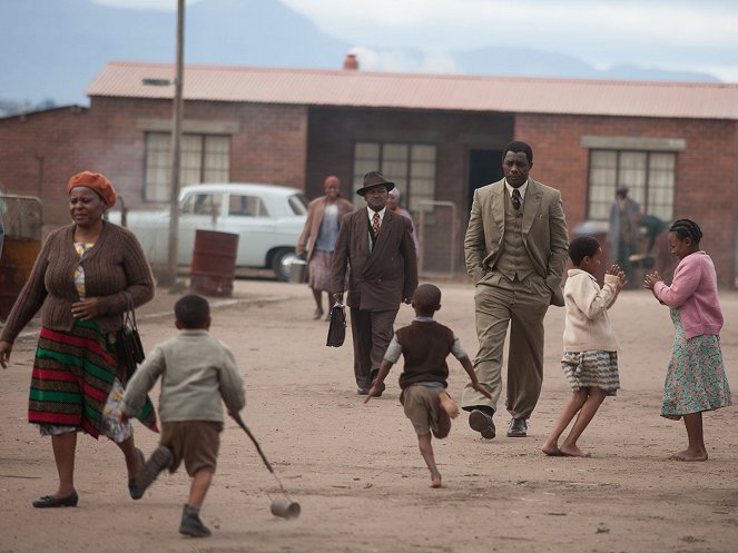 Mandela: Long Walk to Freedom - Van film - Idris Elba