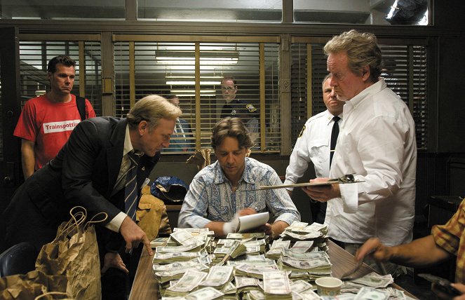 Americký gangster - Z natáčení - Ted Levine, Russell Crowe, Ridley Scott