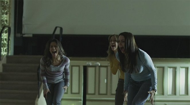 Wrong Turn 4 - Do filme - Kaitlyn Leeb, Terra Vnesa, Jenny Pudavick