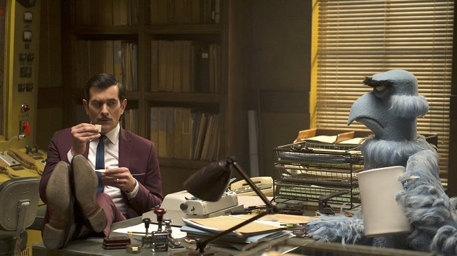 Muppets Most Wanted - Filmfotos - Ty Burrell