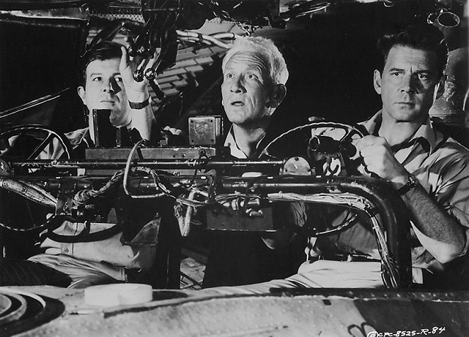 Djävulen kommer kl 4 - Kuvat elokuvasta - Spencer Tracy, Jean-Pierre Aumont
