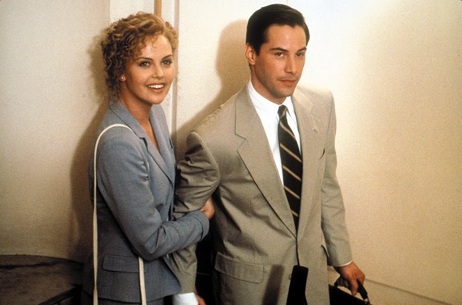 The Devil's Advocate - Van film - Charlize Theron, Keanu Reeves