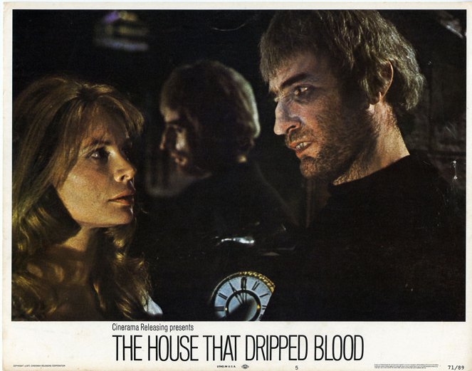 The House That Dripped Blood - Lobbykarten - Joanna Dunham, Tom Adams