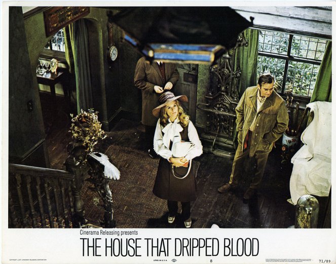 The House That Dripped Blood - Cartões lobby