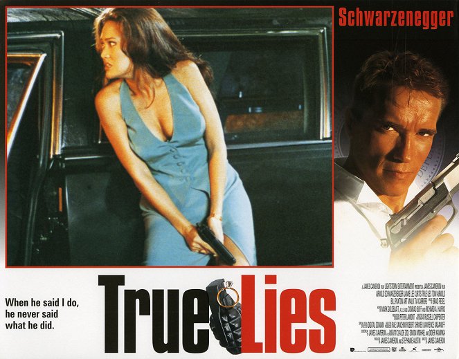 True Lies - Cartes de lobby - Tia Carrere