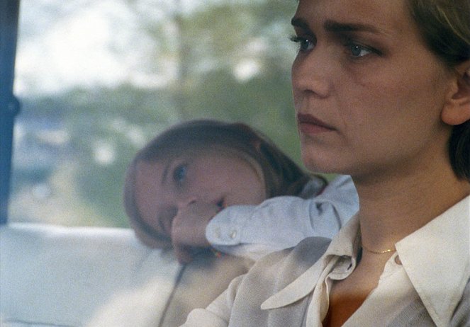Le Quatrième Morceau de la femme coupée en trois - Filmfotók - Claire Borotra