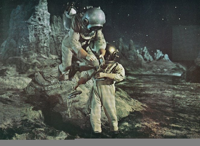 First Men in the Moon - Van film
