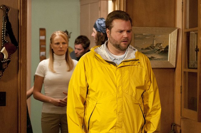 Cottage Country - Z filmu - Malin Åkerman, Tyler Labine