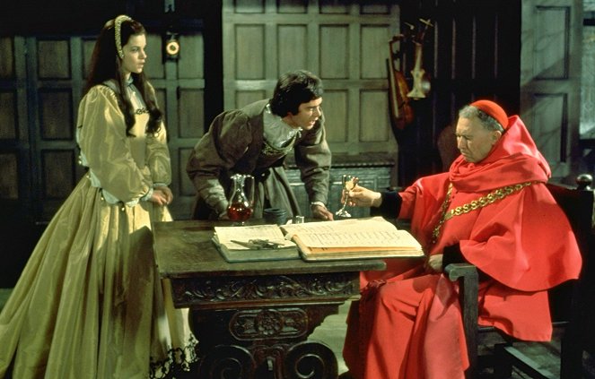 Anne of the Thousand Days - Photos - Geneviève Bujold, Anthony Quayle