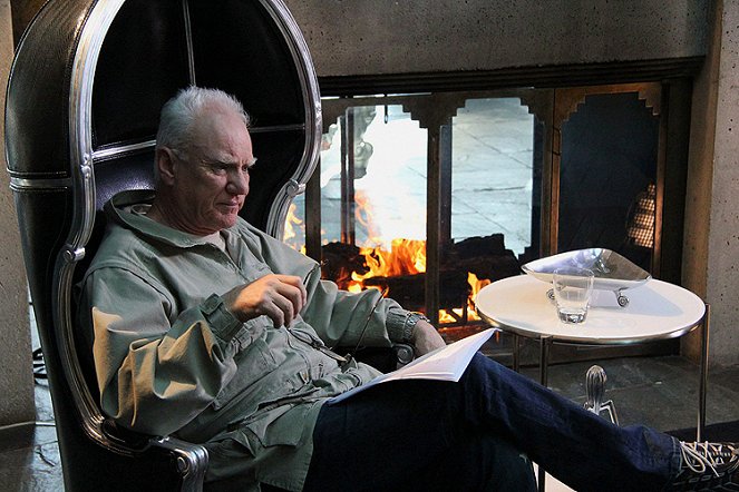 The Employer - Van film - Malcolm McDowell