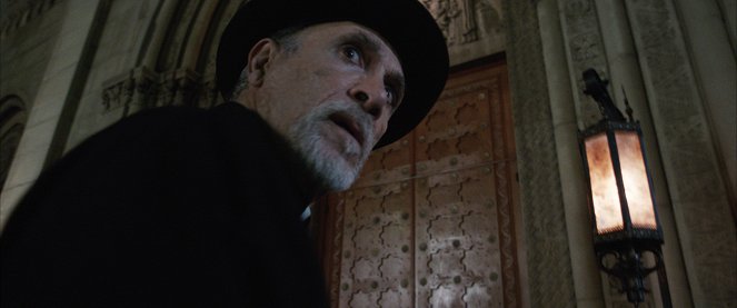 Annabelle - Filmfotos - Tony Amendola