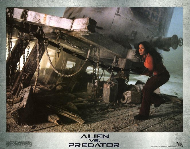 Alien vs. Predator - Lobby Cards