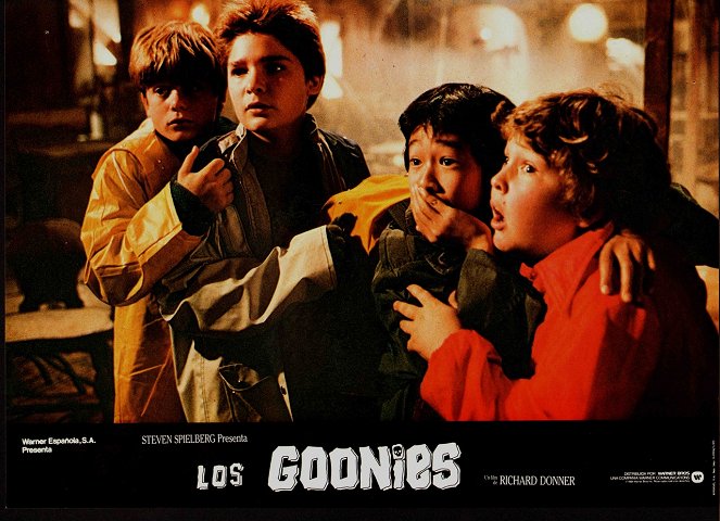 The Goonies - Lobby Cards - Sean Astin, Corey Feldman, Ke Huy Quan, Jeff Cohen