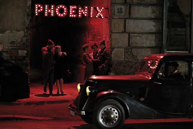 Phoenix - Do filme