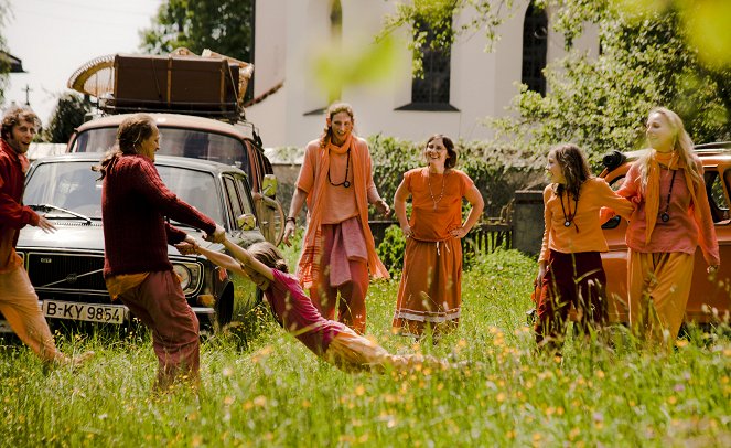 Sommer in Orange - De la película - Oliver Korittke, Georg Friedrich, Wiebke Puls, Daniela Holtz, Amber Bongard, Petra Schmidt-Schaller