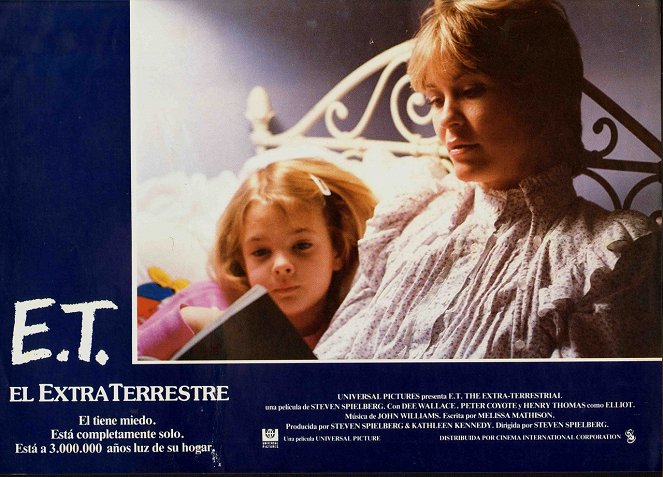 E.T.: The Extra-Terrestrial - Lobby Cards - Drew Barrymore, Dee Wallace