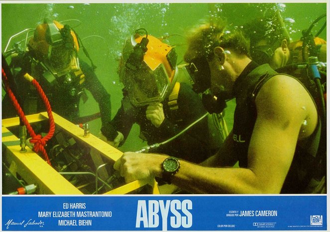 The Abyss - Lobby Cards