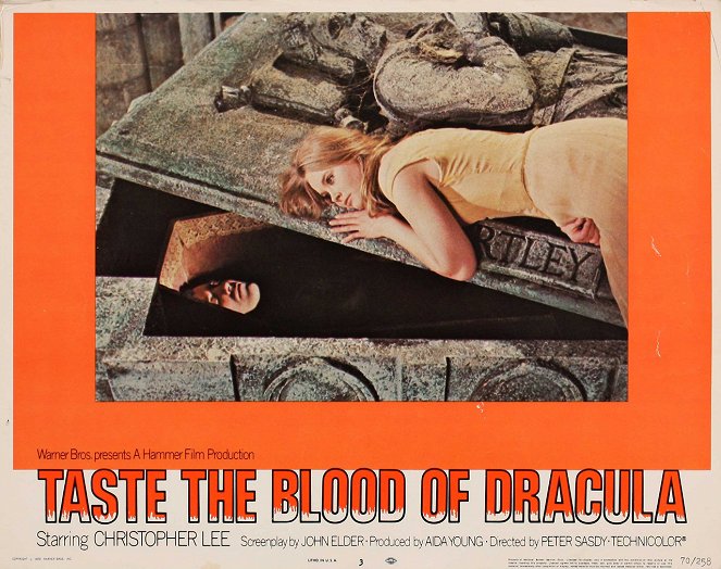 El poder de la sangre de Drácula - Fotocromos - Christopher Lee, Linda Hayden