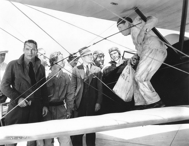 Tailspin Tommy - Filmfotos - Walter Miller, Charles A. Browne, Dennis Moore