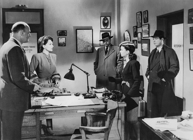 Mildred Pierce - Filmfotók - Moroni Olsen, Joan Crawford, Ann Blyth
