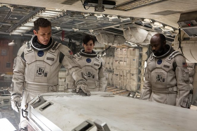 Interstellar - Filmfotos - Matthew McConaughey, Anne Hathaway, David Gyasi